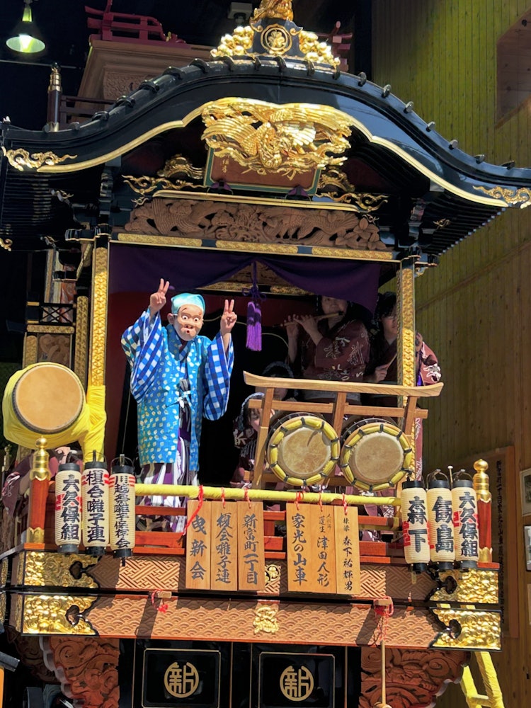 [画像1]24年5月3日撮影。小江戸蔵里さんで、新富町一丁目榎会囃子連の皆さんが、お囃子の実演をしていました。 ✌️✌️