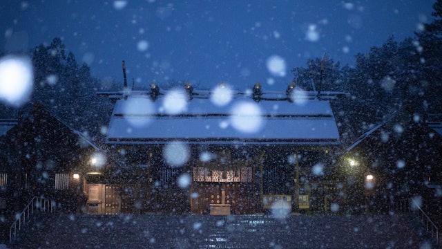[Image1]Snowy Hokkaido Shrine
