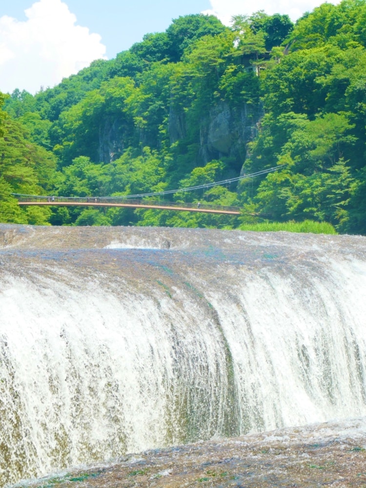 [Image1]I went to Fukiwari Falls in Gunma Prefecture.It was so beautiful and my heart was healed just by loo