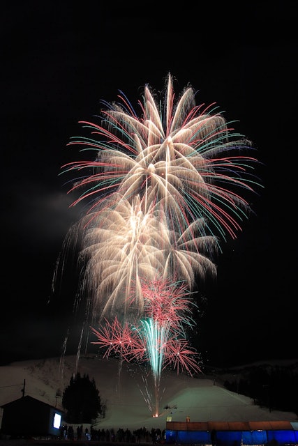 [Image1]Yakushi Ski Carnival fireworks...I don't think I'll be able to go to Suhara next week.Will this be t