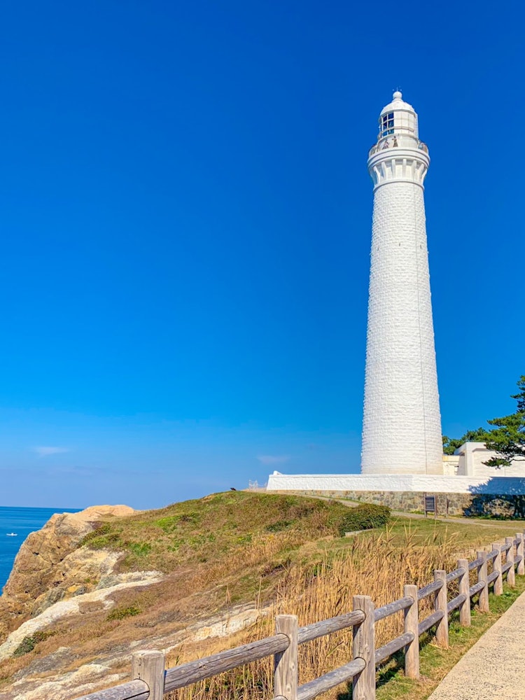 [Image1]【Izumo Day Lighthouse】It is the tallest in the Japan, and the observation deck at the end of the spi