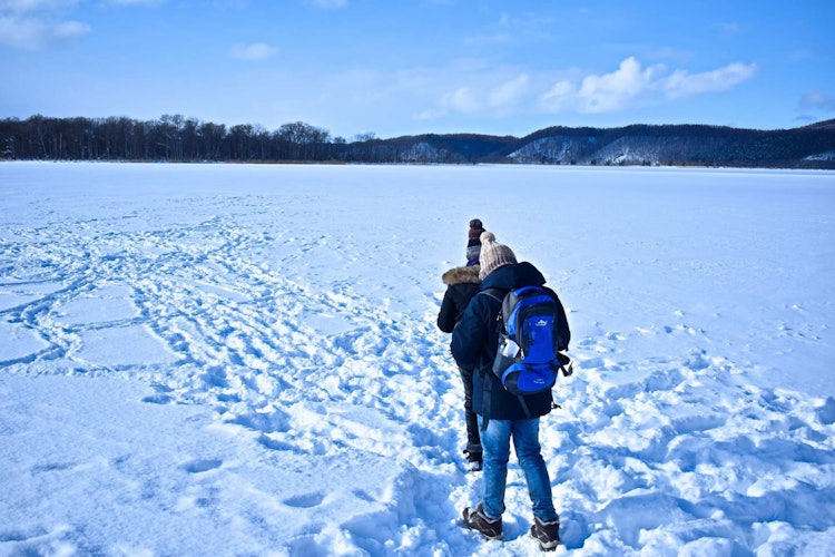 [Image1]Lets explore the middle of lake Abashiri by walking. One can walk in the middle of the lake since th