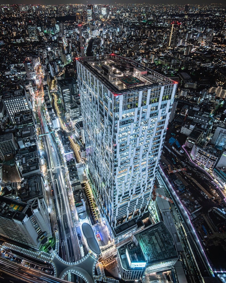 [画像1]渋谷スクランブルスクエアから見える夜景は、他の展望台とは違った魅力がある。渋谷を見下ろすことができる魅力的な展望台。