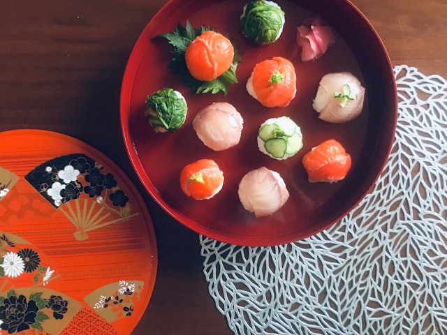 [Image1]Spring in Japan is a colorful dish.When colorful ingredients are beautifully placed in the bowl, I t