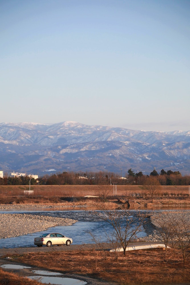 [相片1]寧靜神津川河岸的下午，富山 2021