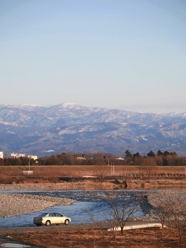[Image1]TranquilAn afternoon on Jinzugawa river bank, Toyama 2021