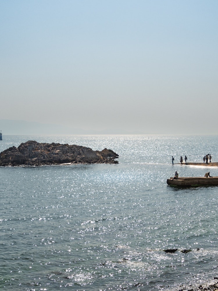 [Image1]I want to visit Ako Misaki in Ako City, Hyogo Prefecture.Before summer, the coast is calm and the se