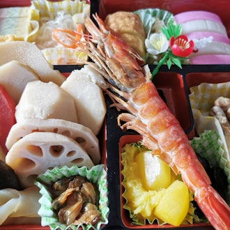 [Image1]This year, I received a lot of osechi and have been in a food fight since the beginning of the year 