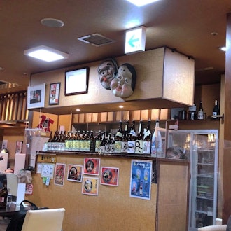 [相片2]去了赤羽的一家名為「禪味壽」的蕎麥麵餐廳。我得到了“天せいろ”（十個Seiro“天婦羅荞麥面放在竹柳條托盤上”如果我必須從字面上翻譯它，我想哈哈）。價格為1350日元，是大盛サービス（免費額外提供麵條
