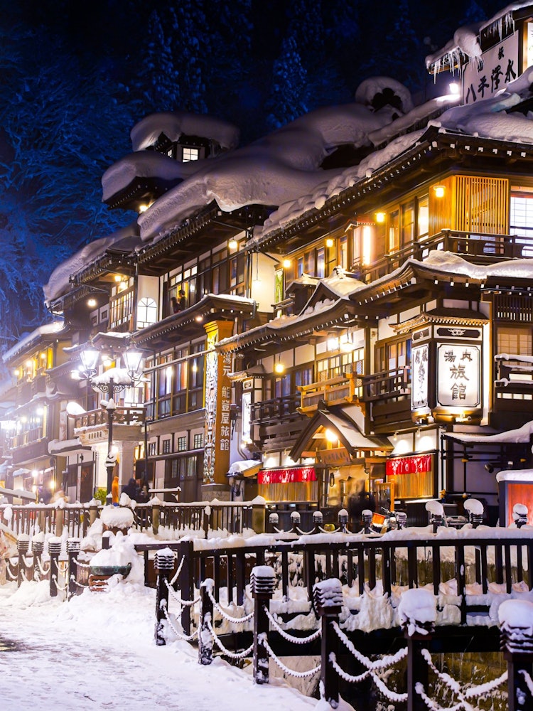 [Image1]This is a view of Ginzan Onsen in Yamagata Prefecture.It was a spectacular view.