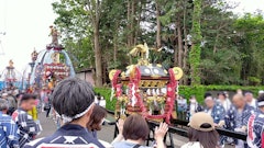[이미지2]【연간 봄 축제 (히비타 신사)】4월 27일(토)에 개최된 신코 축제는 예년과 달랐습니다.올해는 5 년 만에 처음으로 3 개의 카라쿠리 인형 산차 투어가 진행되었으며, 사토 카구라