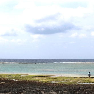 [画像2]先日5泊6日で沖縄に帰省してきました(≧▽≦)地元民しか行かないような所へ行ってきました！今回の写真は。。南部にある。 大城天ぷら屋さん。奧武島にある天ぷら屋さんで。オープン前に着いてしまって。1時間