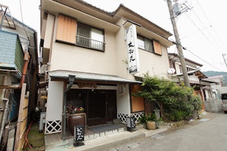 [Image1]Yamatomaru - Isaribi no InnIt is a fisherman's inn that reopened in March 2008 (Heisei 20).■Address2