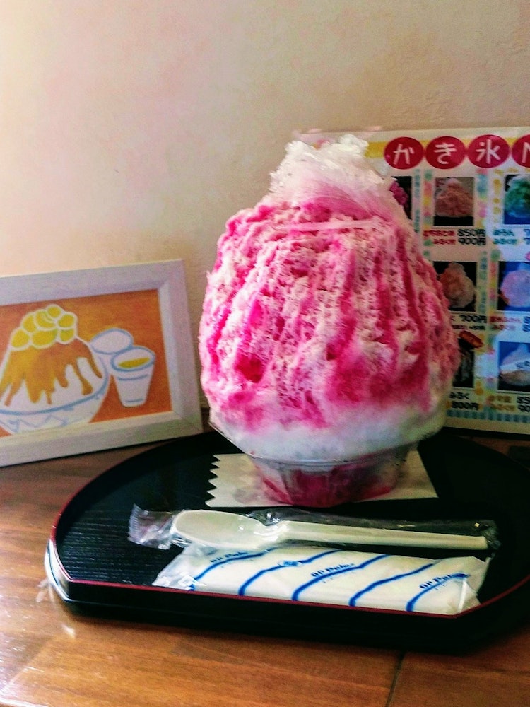 [Image1]Natural ice shaved ice in Nikko City.The head is not keen, it is fluffy, and it is shaved ice.