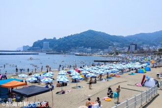 [Image1]Atami Sun BeachThe blue sea, the white sand beaches, the hotel county, the palm tree-lined streets, 