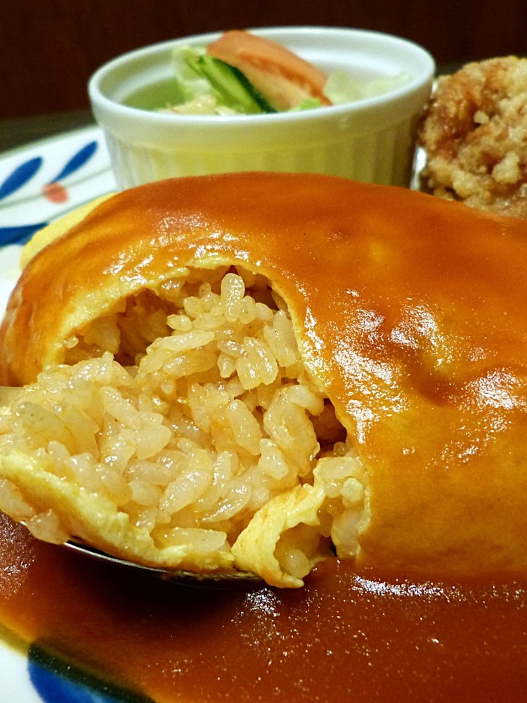 [Image1]A long-established omelet rice shop in Osaka. On the contrary, it is the birthplace of omelet rice.A