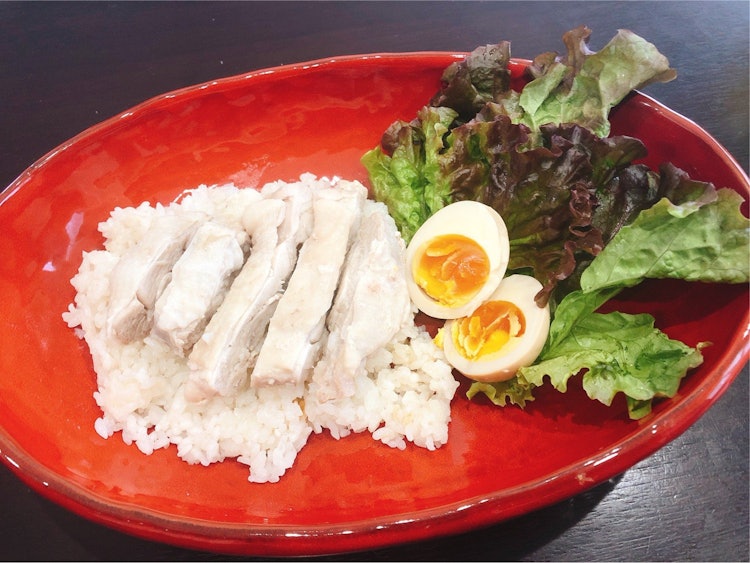 [이미지1]일본식 식탁. 코로나 바이러스 전염병으로 외식하기가 어렵 기 때문에 자신의 음식으로 외식하는 느낌에 빠져 있습니다. 오늘의 요리는 싱가포르입니다. 현지 길거리 음식의 필수품이지만 