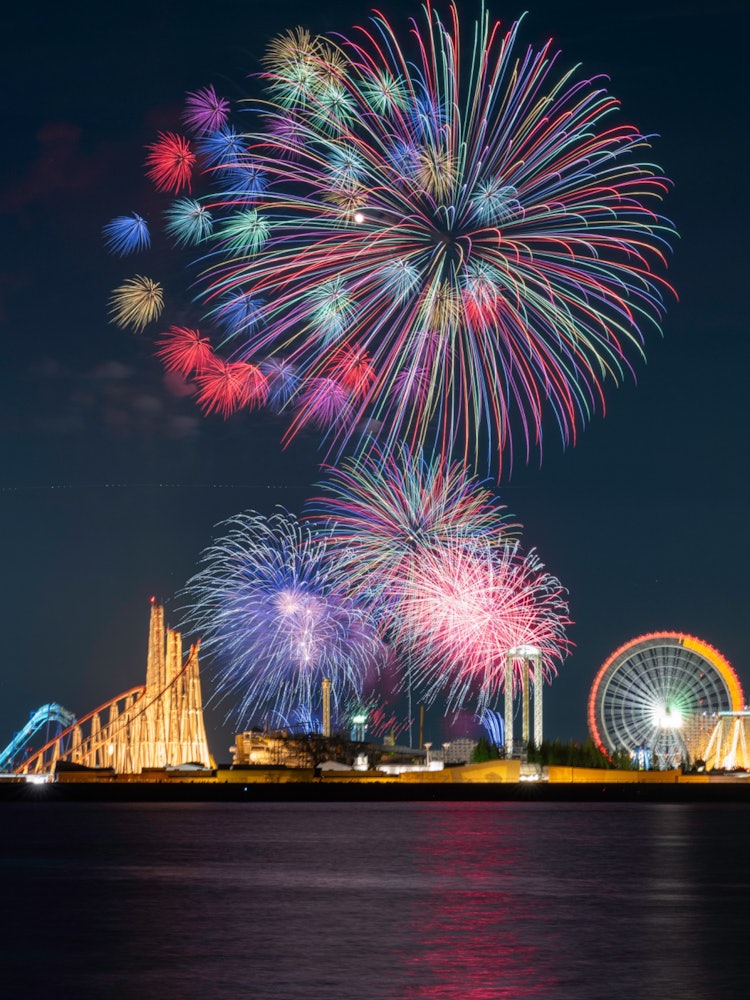 [Image1]Nagashima fireworks Great CompetitionI took a picture from the Kuwana sideThis year, from various an