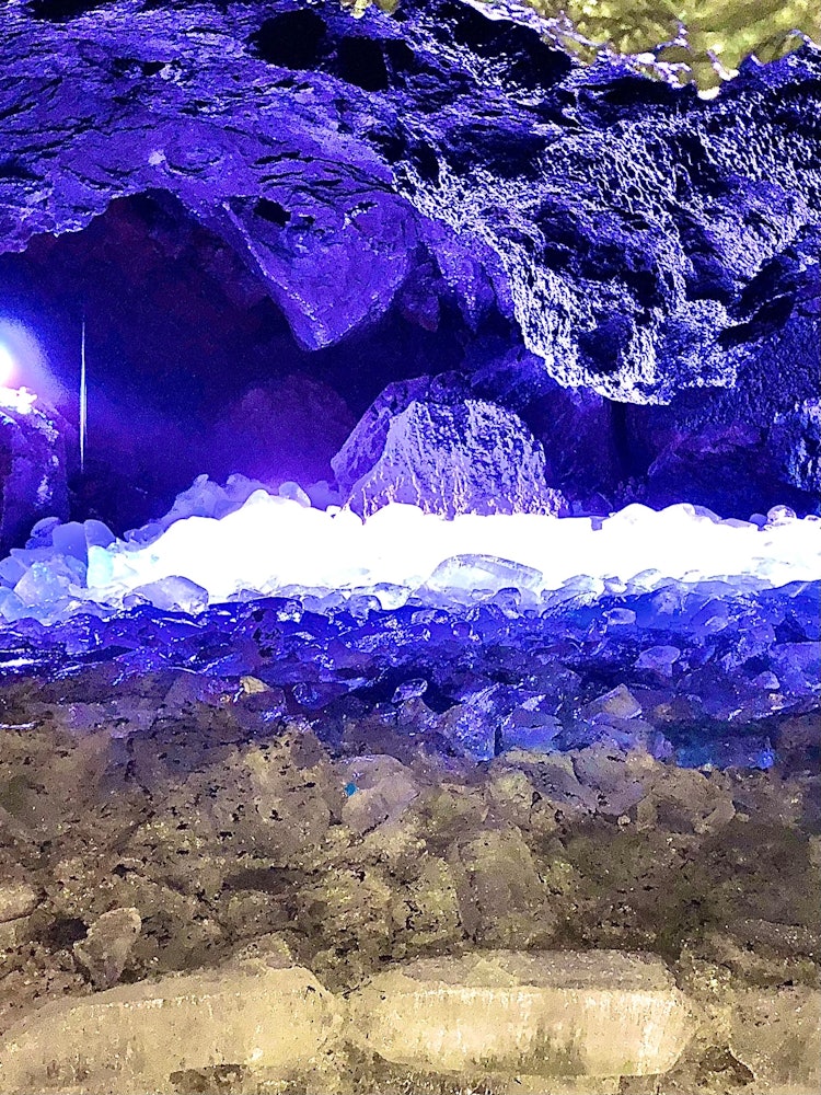 [이미지1]나루사와 얼음 동굴!역시 너무 아름다워😍요.