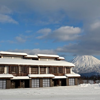 [Image1]Here are some accommodation options in Niseko Village.In Niseko Village・Kasara Niseko Village Townho