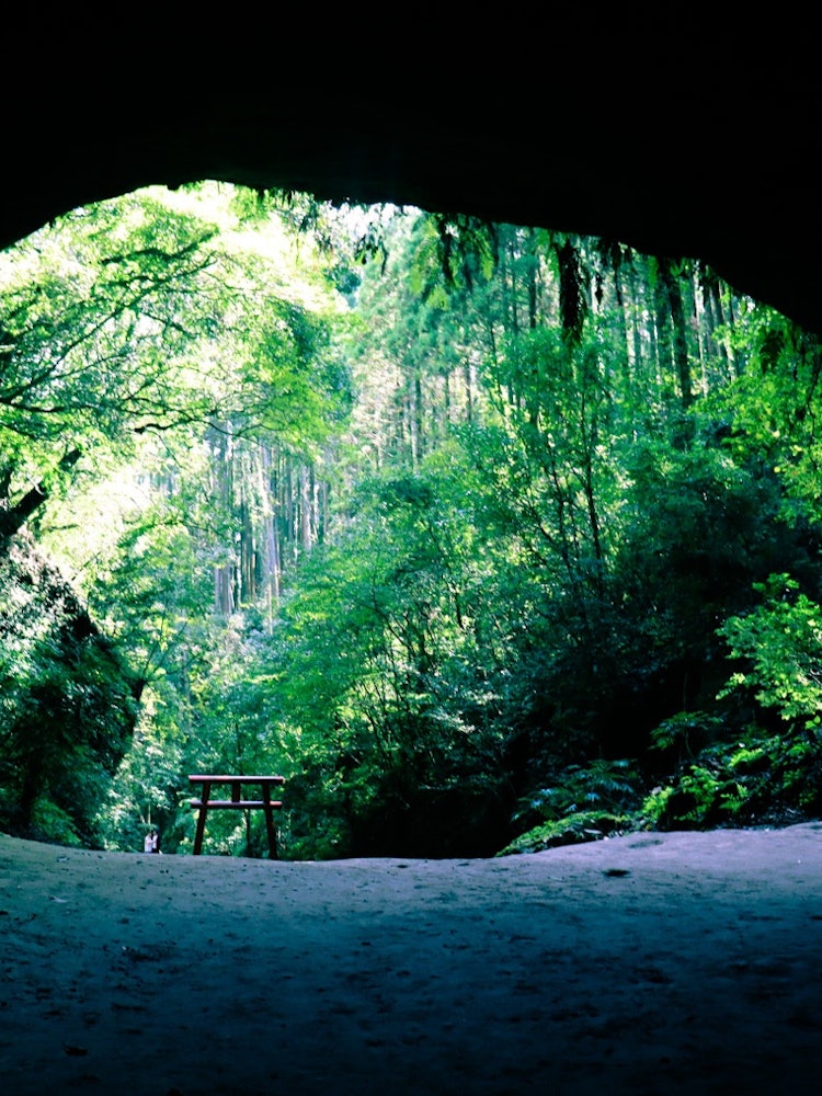 [Image1]Mizonokuchi Cave 😌 in Soto City, Kagoshima PrefectureThere is already a 🥸 mysterious atmosphere from