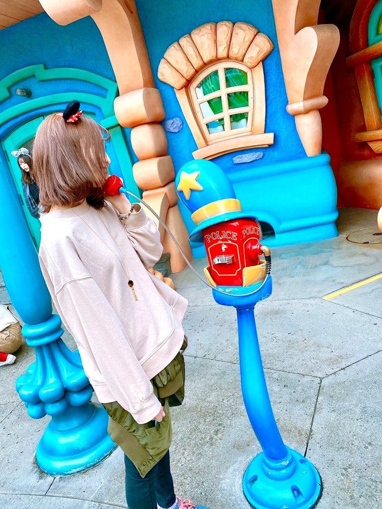 [Image1]At Tokyo Disneyland.You can enjoy 🫣 not only the attractions but also taking picturesYou can also 🤳 