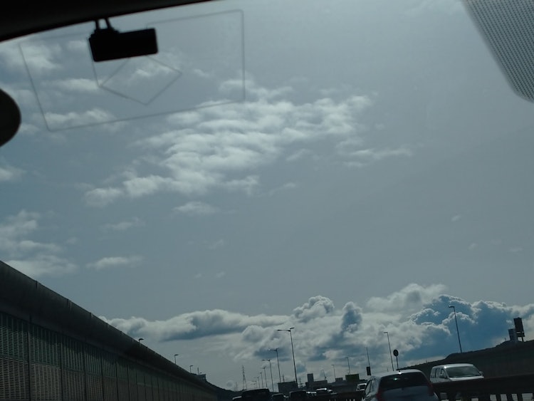[이미지1]차 안에서 온 것입니다. 이 사진은 남편이 효고현 히메지시로 차를 몰고 갈 때 찍은 것입니다. 자연은 훌륭합니다.