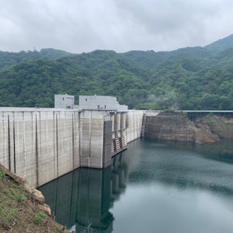 [Image1]How to spend the holidays.Yamba Dam in Gunma Prefecture.The dam was planned 70 years ago and was jus